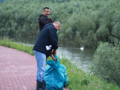 Udana akcja - zebrano ponad 300 worków śmieci - zdjęcie2